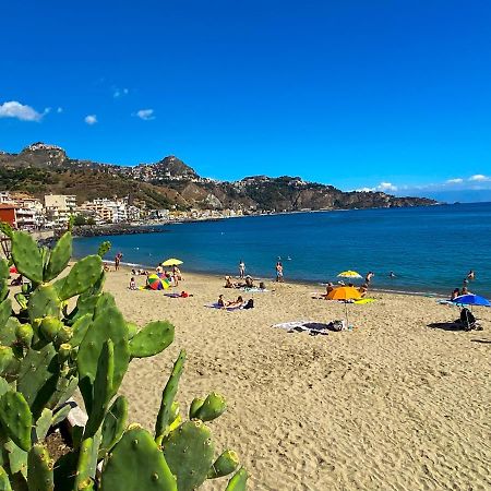 Alpha22 Apartment Giardini Naxos Eksteriør bilde