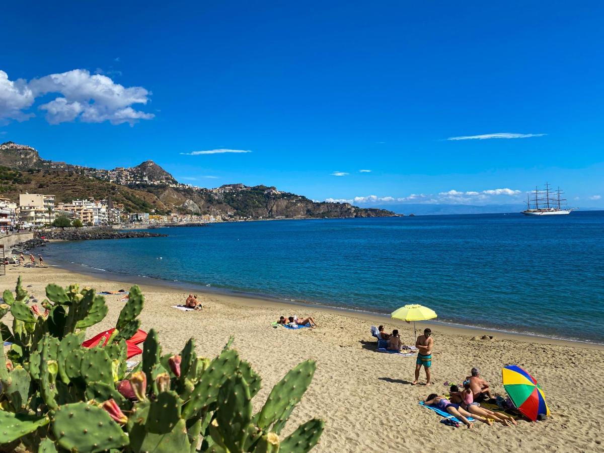 Alpha22 Apartment Giardini Naxos Eksteriør bilde