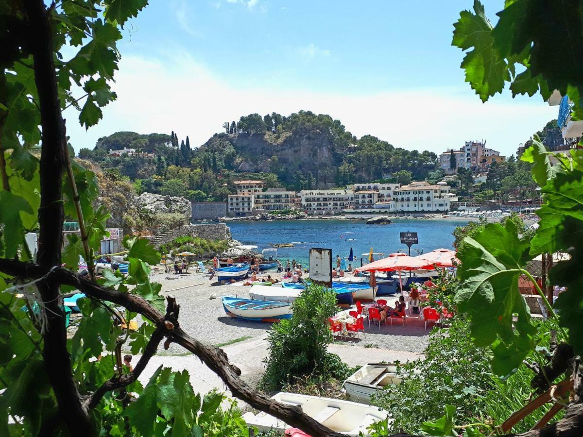 Alpha22 Apartment Giardini Naxos Eksteriør bilde